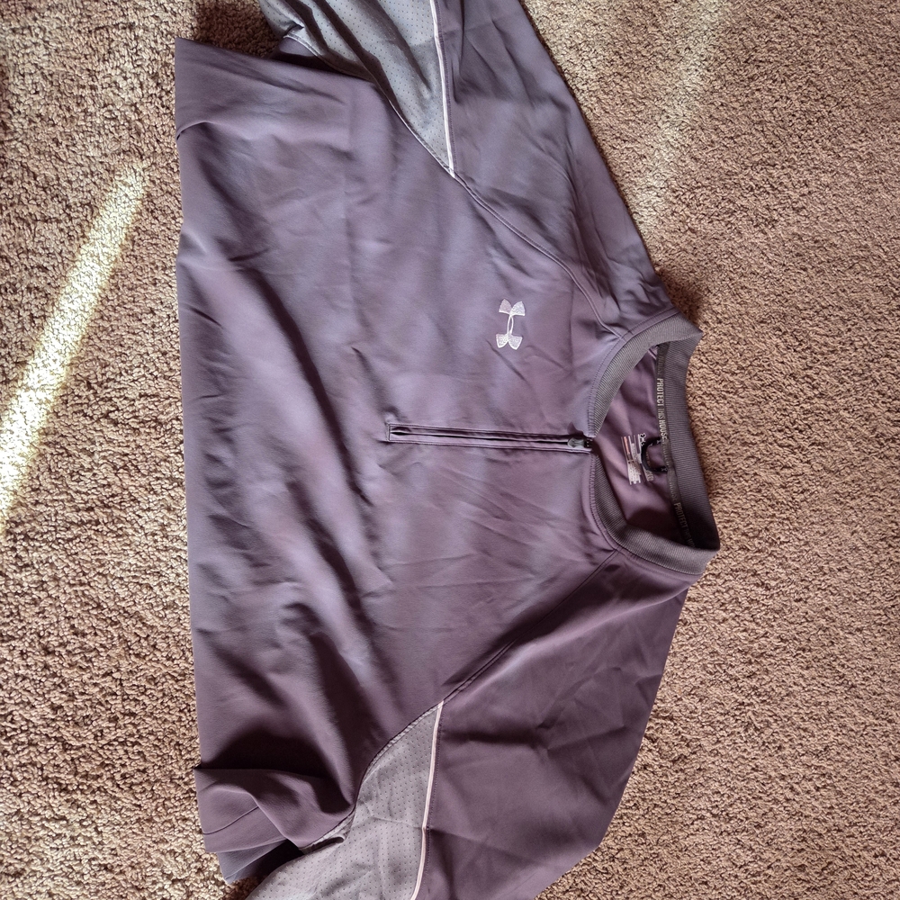 Under Armour Men's Gray Windshirt